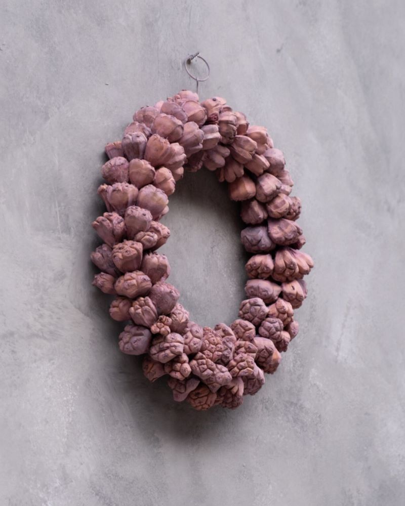 Věnec ze sušených plodů pandanu - Kiya fruit - Ø 30 cm